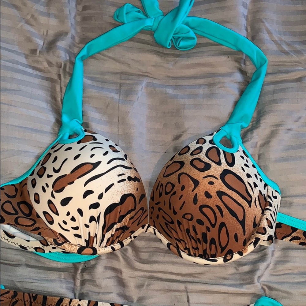 Leopard print bikini